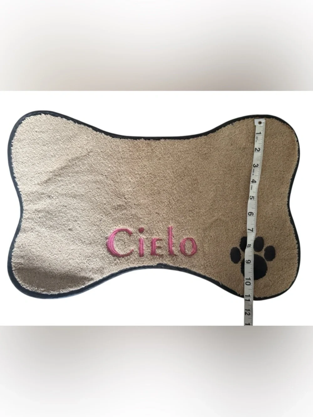 Pet Placement, Pet Mat, Dog mat with name “Cielo”.